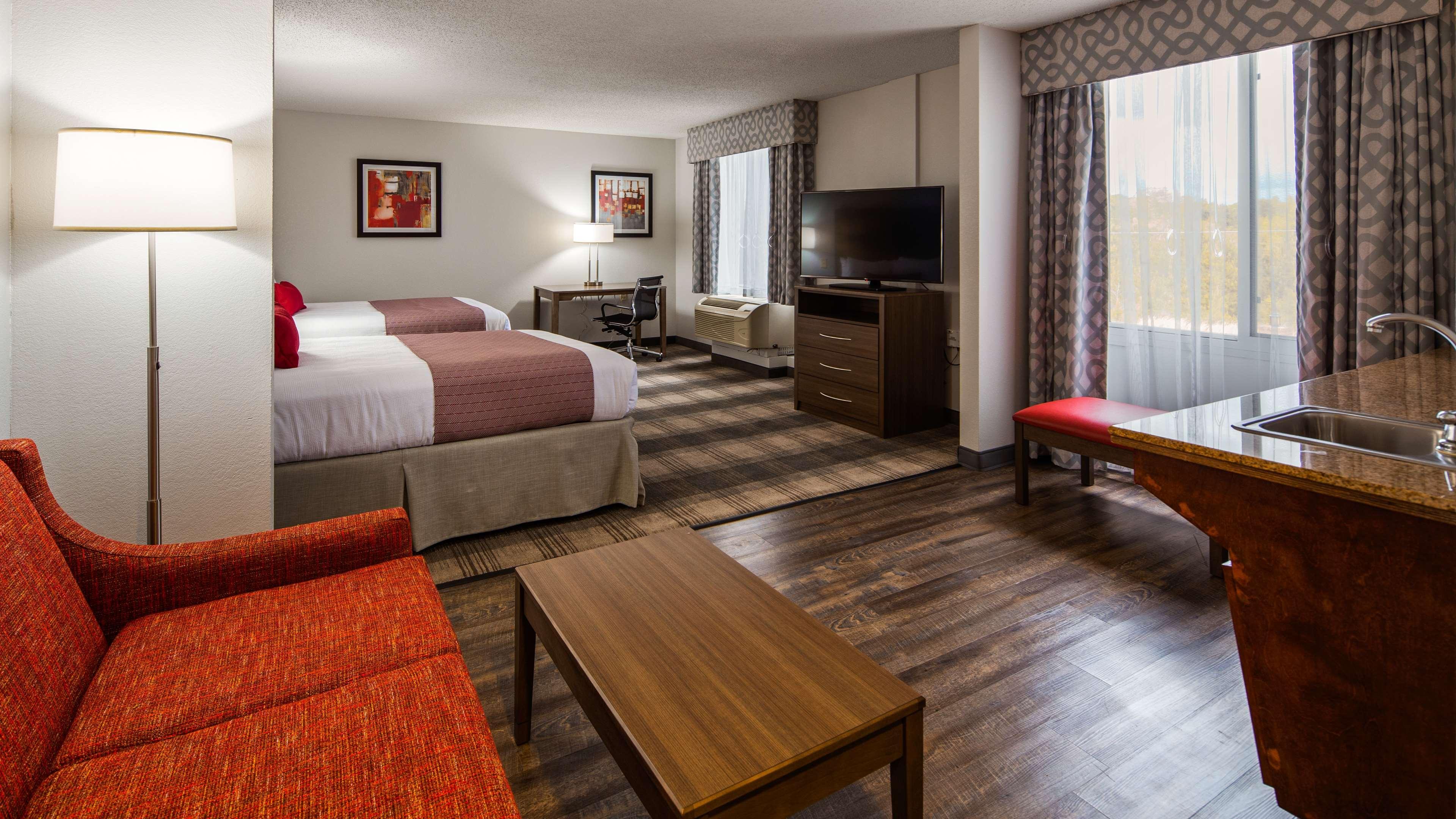Best Western Plus Philadelphia-Choctaw Hotel And Suites Buitenkant foto