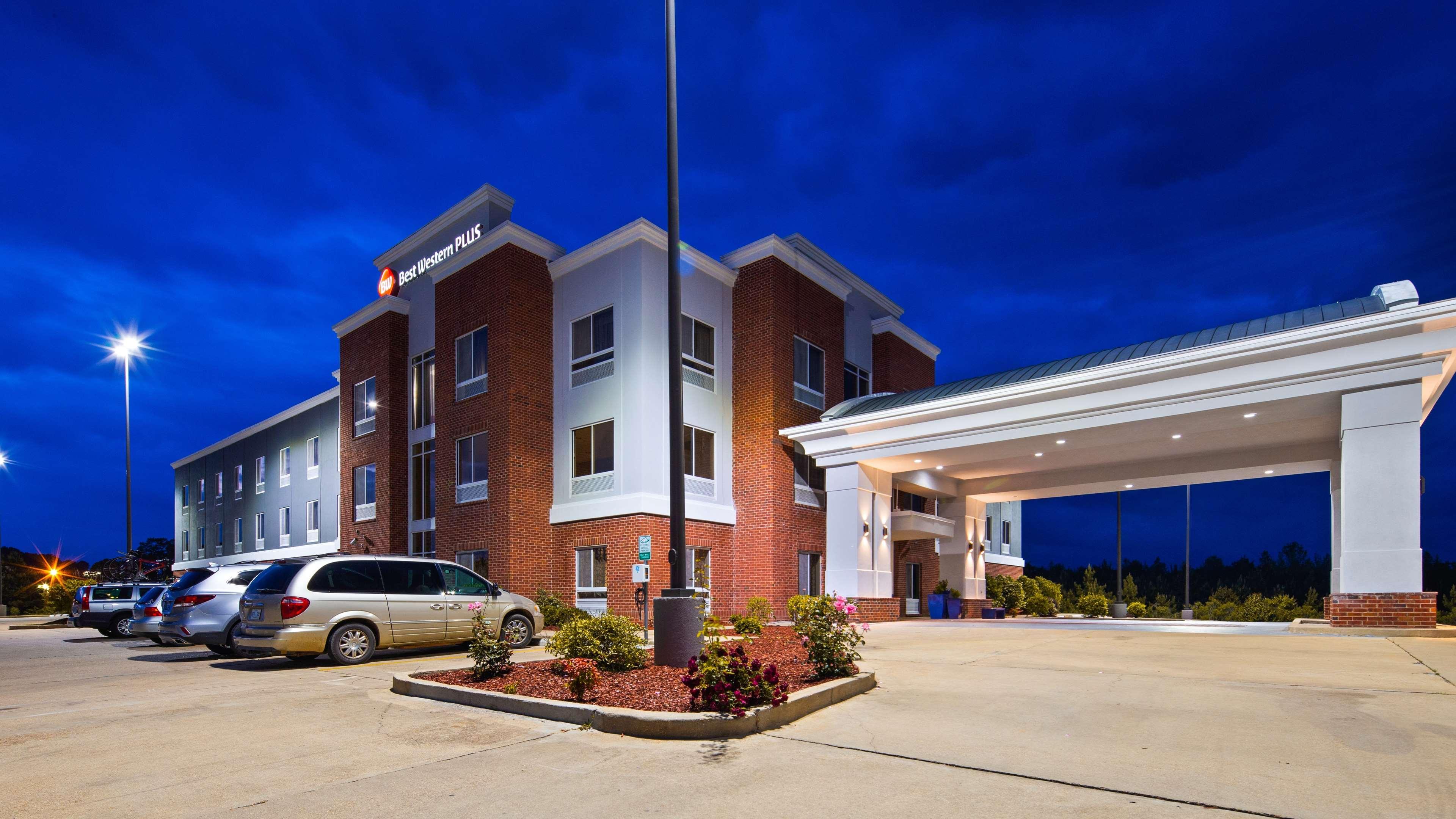 Best Western Plus Philadelphia-Choctaw Hotel And Suites Buitenkant foto